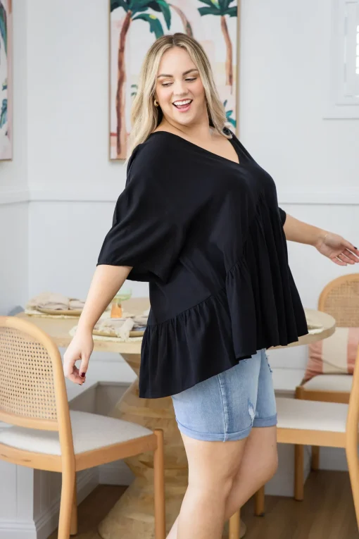 Peak Top in Black