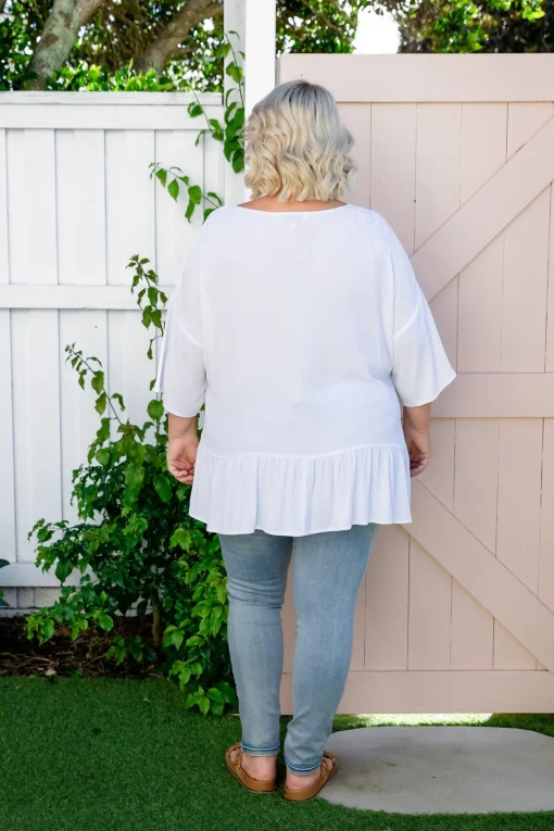 Peak Top in White