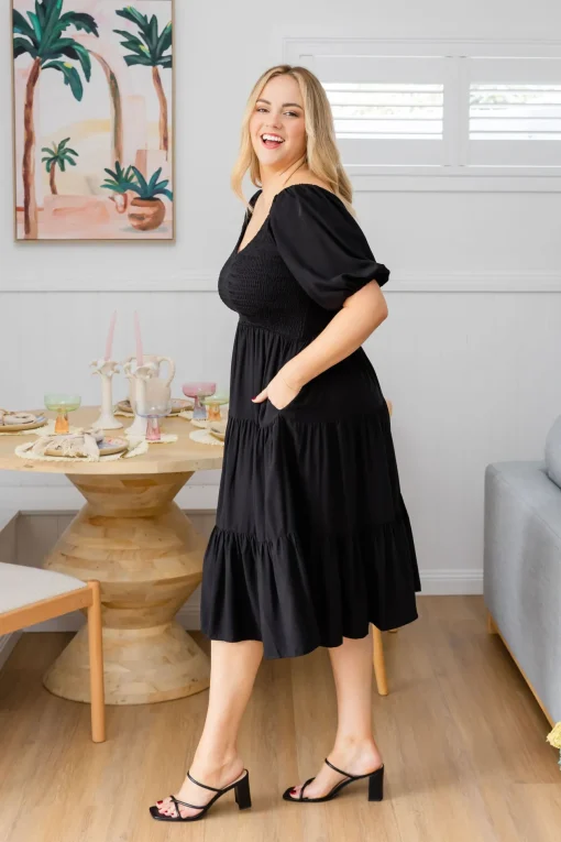 Peri Midi Dress in Black