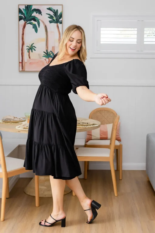 Peri Midi Dress in Black