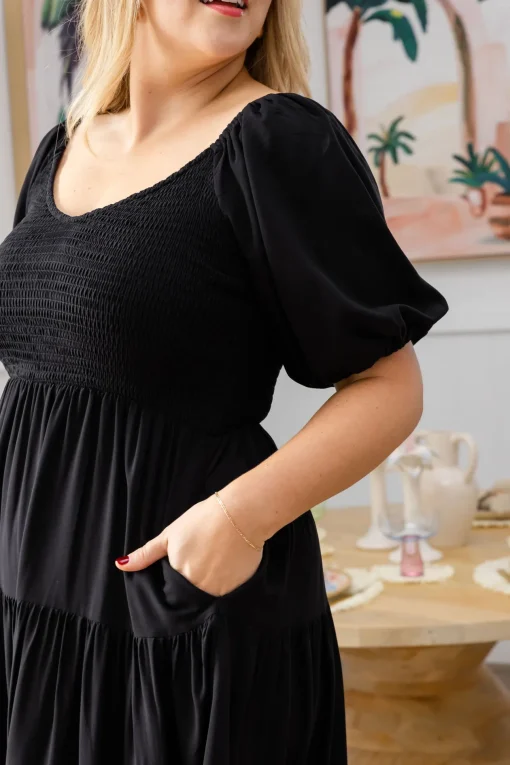 Peri Midi Dress in Black