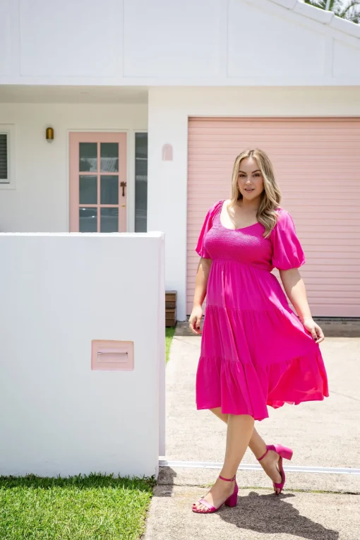 Peri Midi Dress in Pink