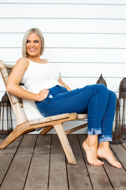 Peta Jeans in Dark Blue