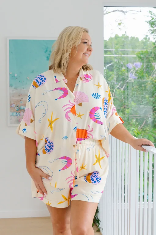 Shelley Bamboo Blend Shorts in Crabby Patty
