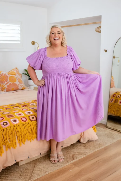 Stelle Linen Blend Midi Dress in Berry