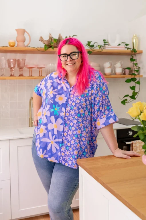 Tammin Shirt in Lilac Daisies
