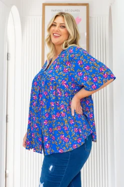 Tiggy Peak Top in Winter Blooms